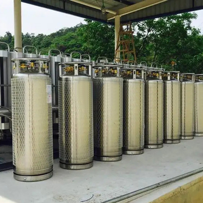 মোবাইল ক্রায়োজেনিক দেবার সিলিন্ডার 2.6mpa 450l অক্সিজেন ট্যাঙ্ক